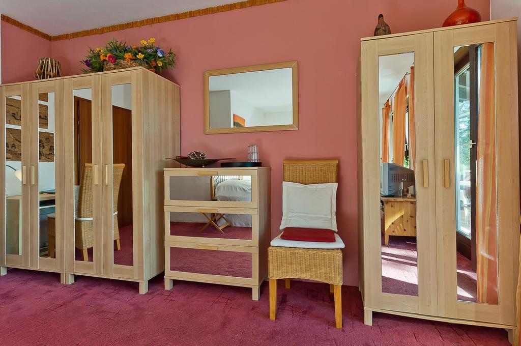 Bed And Breakfast Zeevat มิวนิก ห้อง รูปภาพ