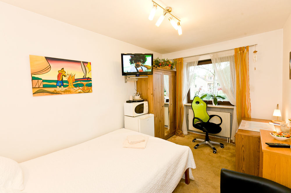 Bed And Breakfast Zeevat มิวนิก ภายนอก รูปภาพ