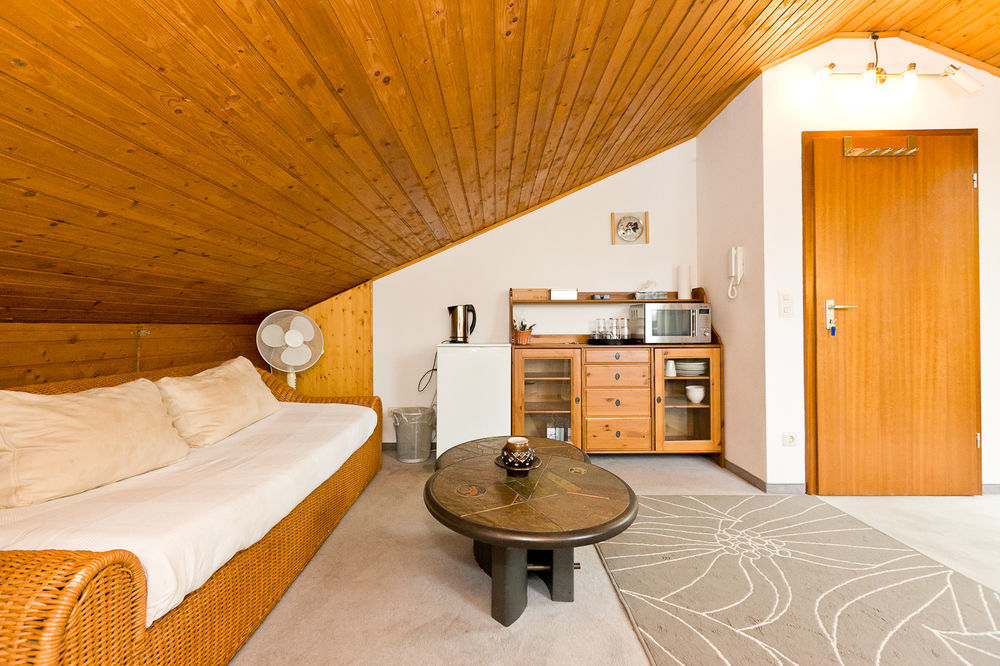 Bed And Breakfast Zeevat มิวนิก ภายนอก รูปภาพ
