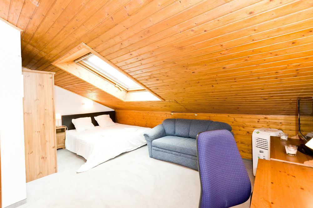Bed And Breakfast Zeevat มิวนิก ภายนอก รูปภาพ