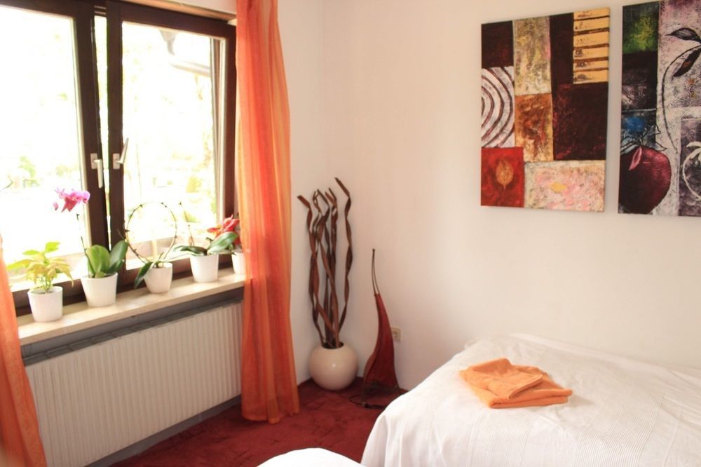 Bed And Breakfast Zeevat มิวนิก ภายนอก รูปภาพ