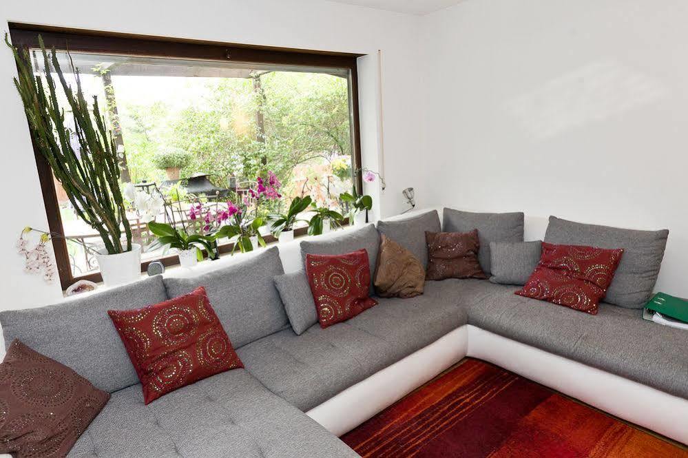 Bed And Breakfast Zeevat มิวนิก ภายนอก รูปภาพ